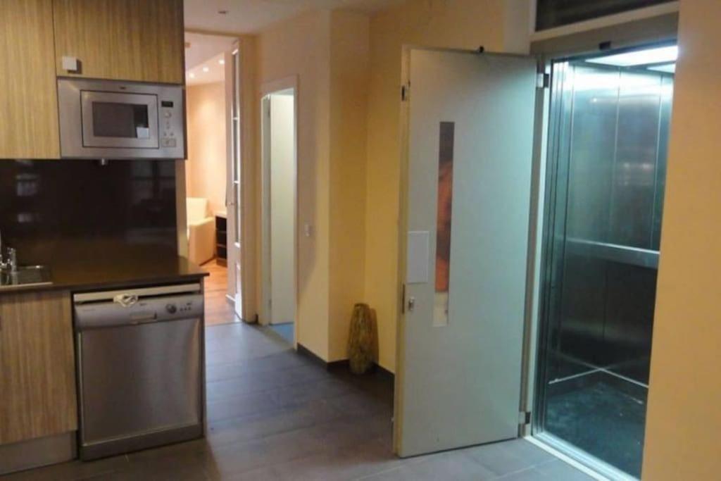 El Born - Spacious 2 Bedrooms 巴塞罗那 外观 照片